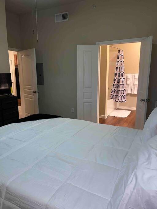 Hill Country Hiatus! Apartment Austin Bagian luar foto